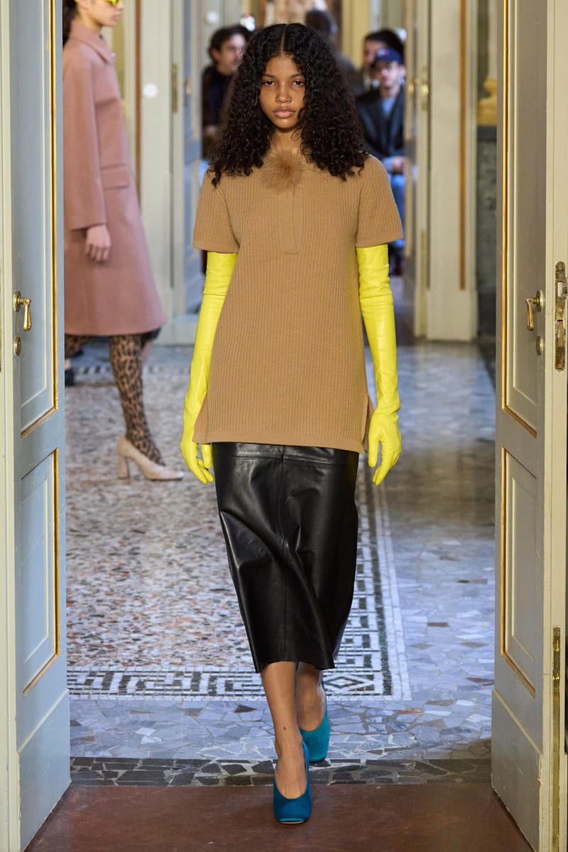 Blumarine Fall Winter 2024 Collection Hypebeast   Blumarine FallWinter 2024 Collection 21 