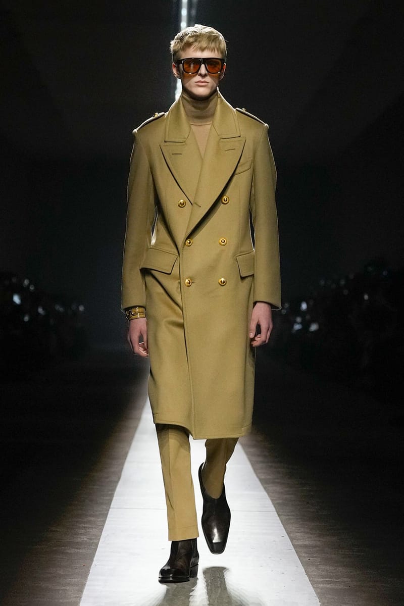 ジャケット TOM FORD FW24 (GI2994 FAX1194IG052) Tom Ford Reveals Fall/Winter 2024 Collection | Hypebeast