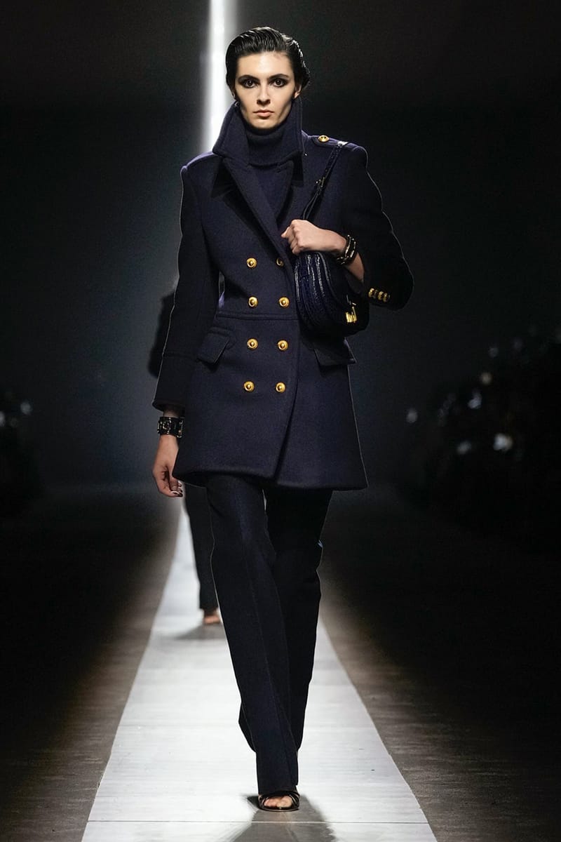ベスト・ジレ TOM FORD FW24 (WA0030 FAX1194IG052) FALL/WINTER 24 Collection | Tom Ford Fashion