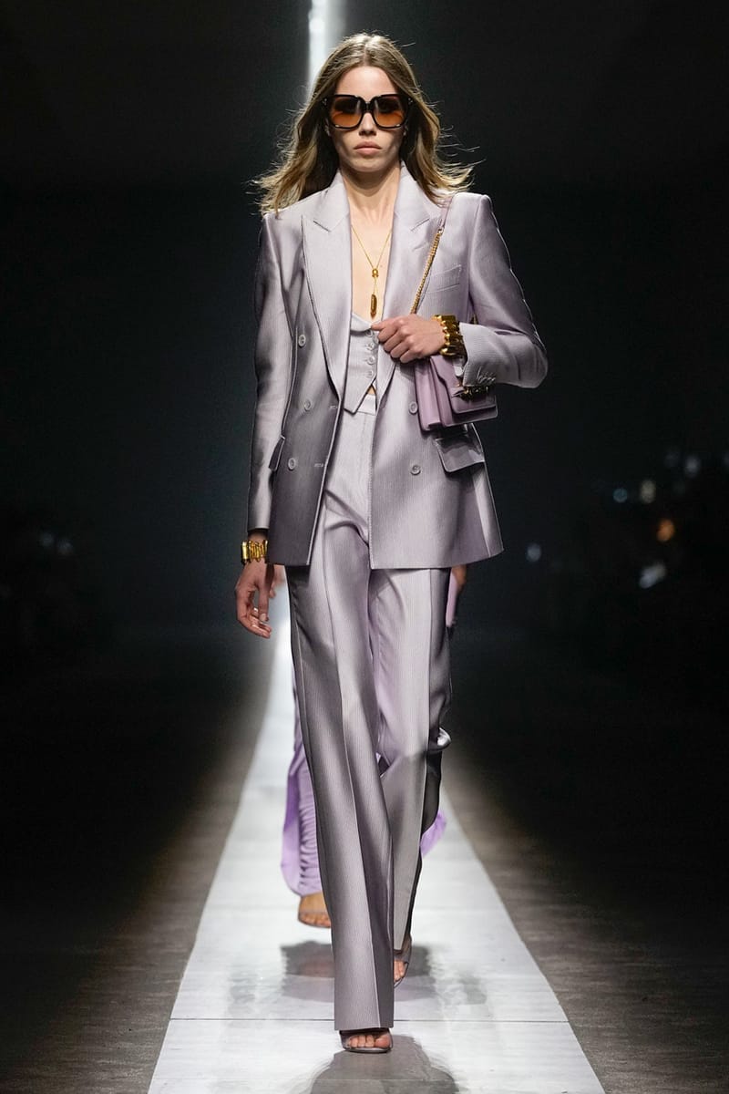 ベスト・ジレ TOM FORD FW24 (WA0030 FAX1194IG052) Tom Ford Reveals Fall/Winter 2024 Collection | Hypebeast