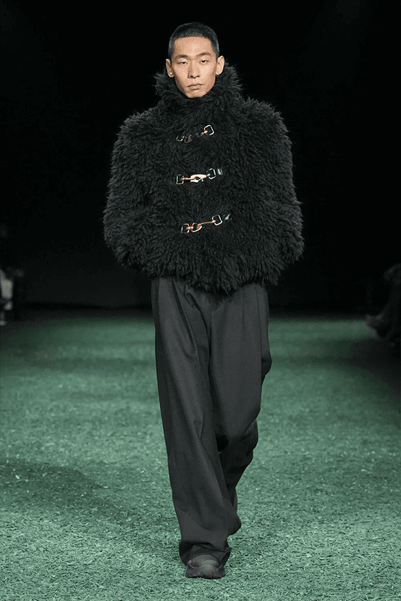 エ*ギ様 BURBERRY LONDON メンズ 脱着式ウールライナー付きトレン Burberry Fall/Winter 2024 at London Fashion Week | Hypebeast