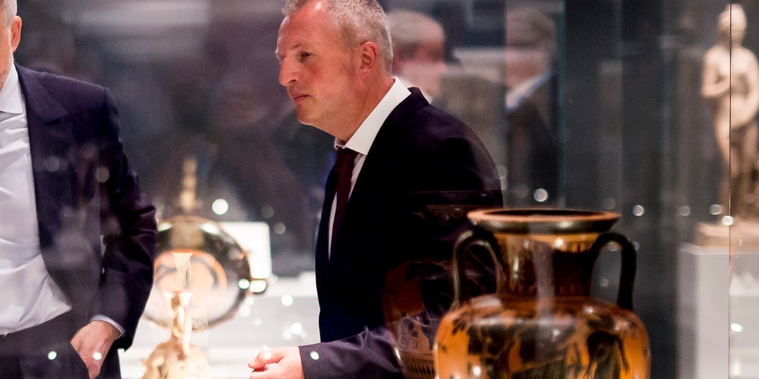 Британский музей подал в суд на бывшего куратора Питера Хиггса за кражу более 1800 артефактов