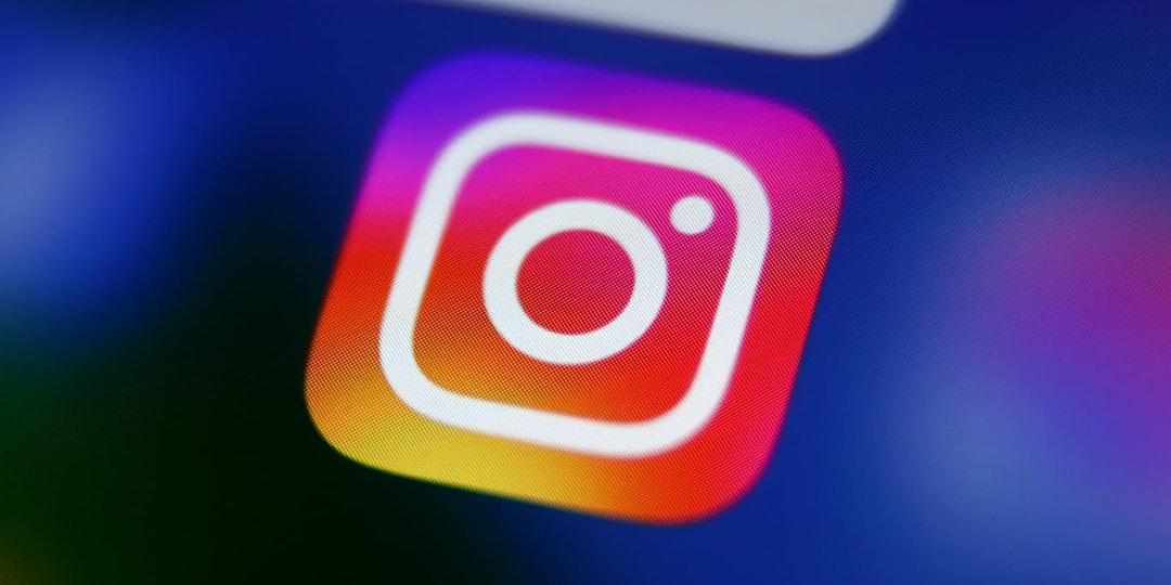 Instagram работает над функцией «Blend» Reels, чтобы пользователи могли делиться персонализированной лентой