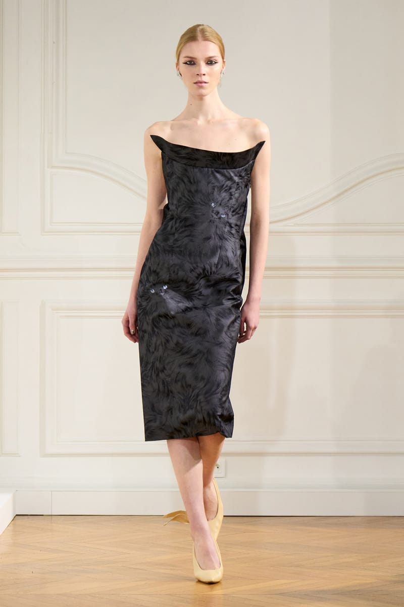 Givenchy 衣類 ベージュ FW24/25 Givenchy Reveals FW24 Collection PFW | Hypebeast