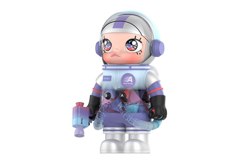 Louis De Guzman POP MART MEGA SPACE MOLLY Figure | Hypebeast