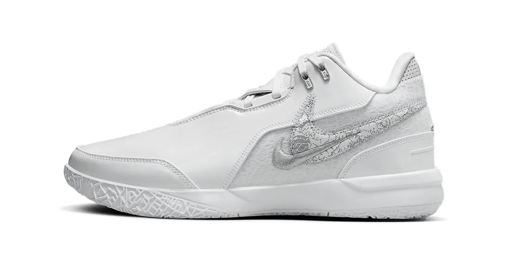 Nike Zoom LeBron NXXT Gen AMPD выпущен в чистом «бело-серебристом» цвете