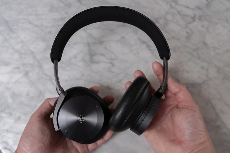新品‼️高性能‼️　　「最近話題❗️」T8WIRELESS HEADPHONE ZEALOT B38 Headphones - Wireless, Noise-Cancelling, and Portable