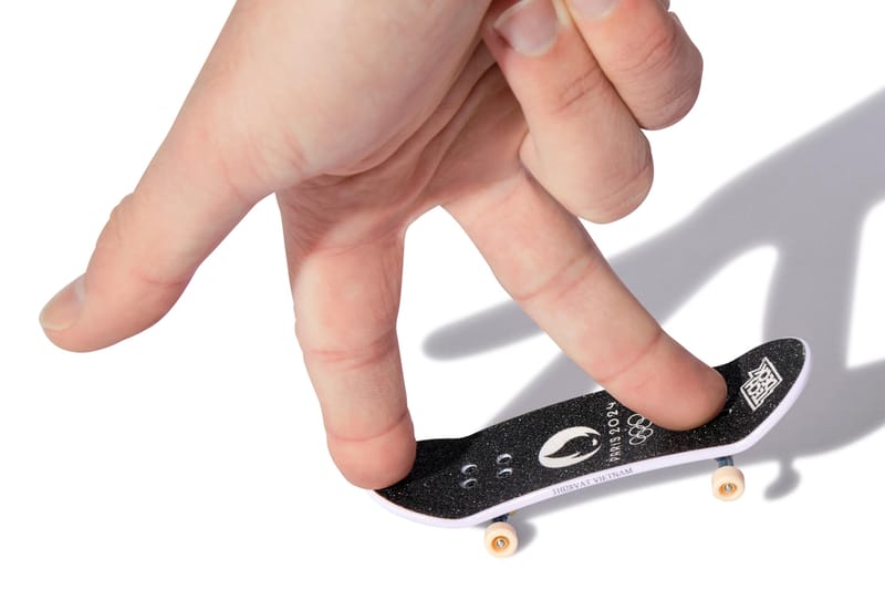 【新品・未使用】TECH DECK フィンガーボードPARIS 2024 2024 Tech Deck Paris Olympics Mariah Duran Skateboard