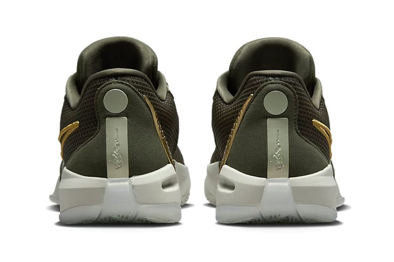 シューズ(男性用) Nike Sabrina1 EP Dedication Nike Sabrina 1 “Dedication” Now Available · JustFreshKicks