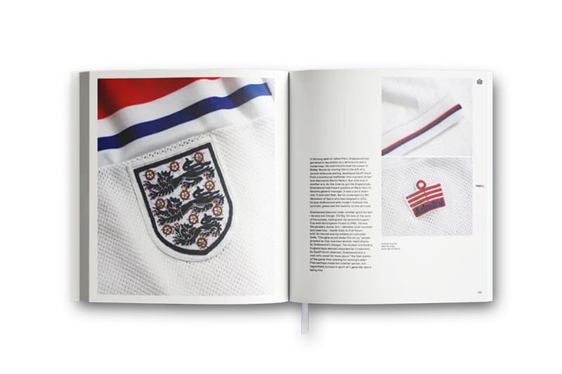 洋書 English Football A Fans'Handbook'00-'01 English Football A Fans'Handbook'00-'01 - メルカリ
