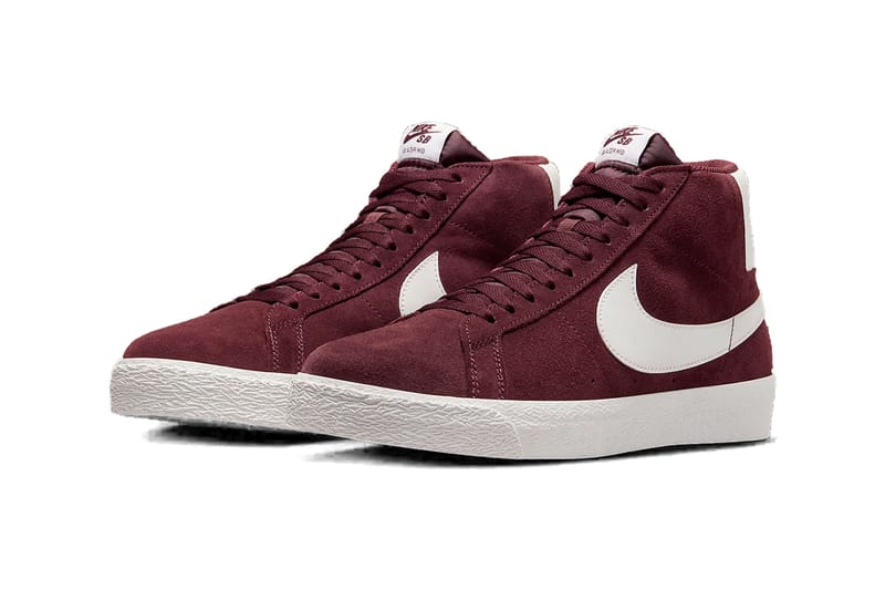 Burgundy nike blazers sales