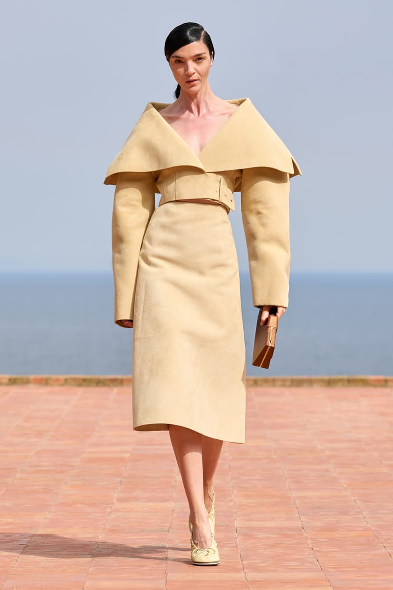 手袋 JACQUEMUS FW24 (246AC668 5217110) Gros Grain グローブ by JACQUEMUS | Official website