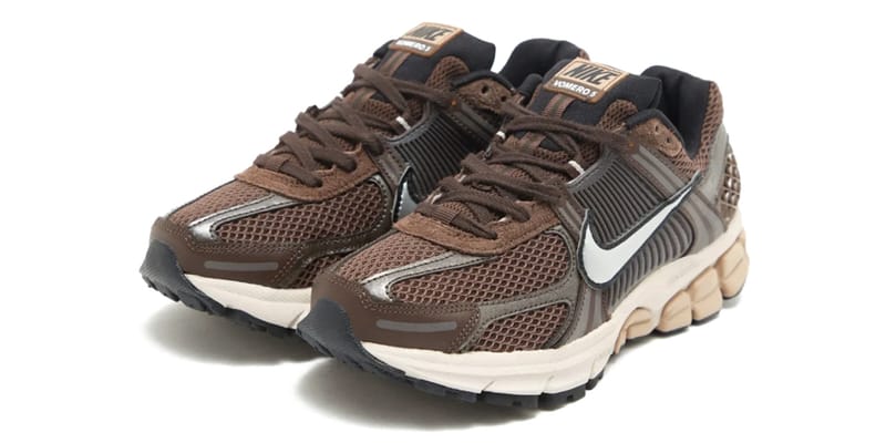 Nike★(W) NIKE ZOOM VOMERO 5 BAROQUE BROWN★送料・関税込★ Nike Zoom Vomero 5 Baroque Brown FN6742-201