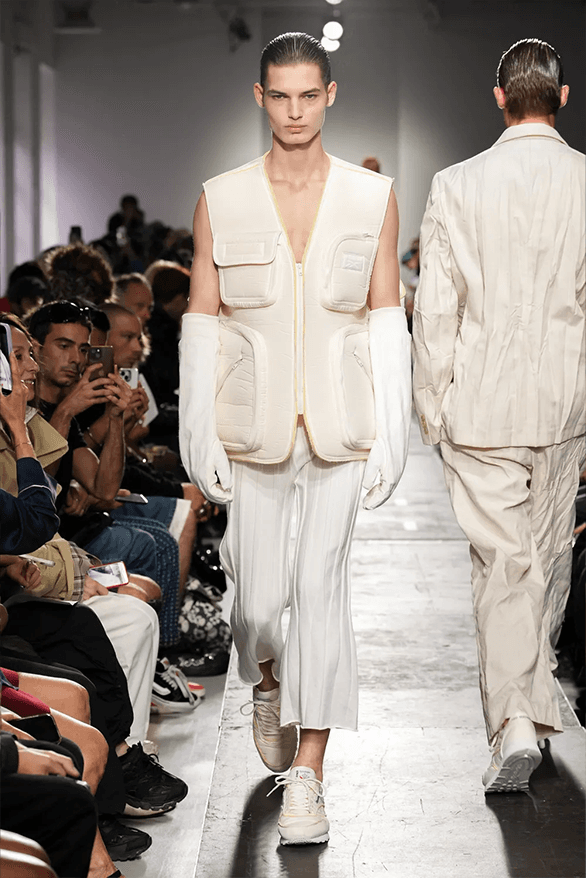 Hed Mayner Spring/Summer 2025 at Paris Fashion Week | Hypebeast Hed Mayner Spring/Summer 2025 at Paris Fashion Week | Hypebeast