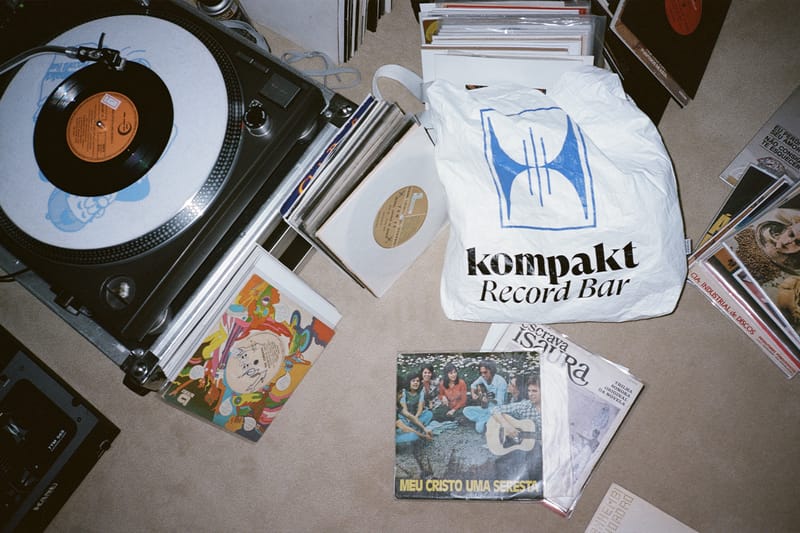 [New Era]★Compact record bar HI FI SEOUL half zip up New Era X Kompakt Record Bar Hi-Fi Seoul Retro Crown, Maroon