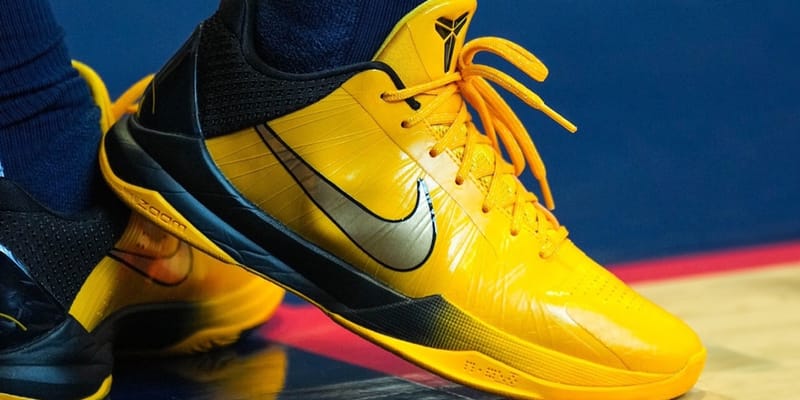 Nike kobe shops 2 yellow