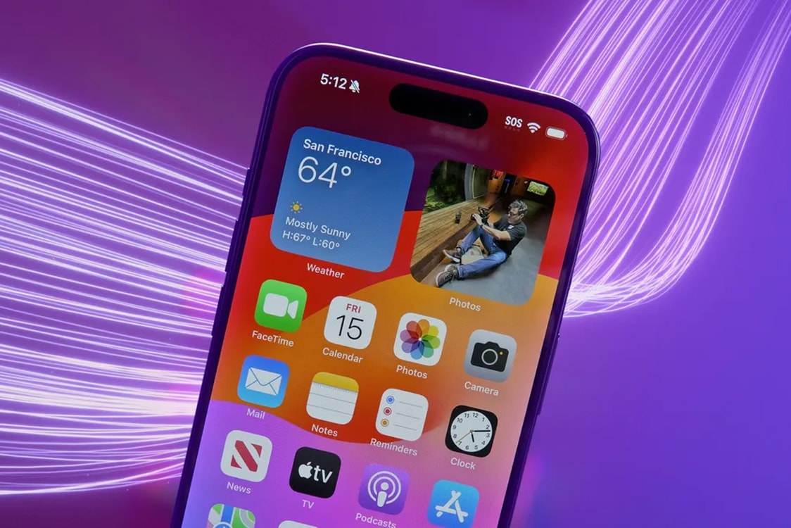 This Website Lets You Design Your Own Apple iPhone | Hypebeast