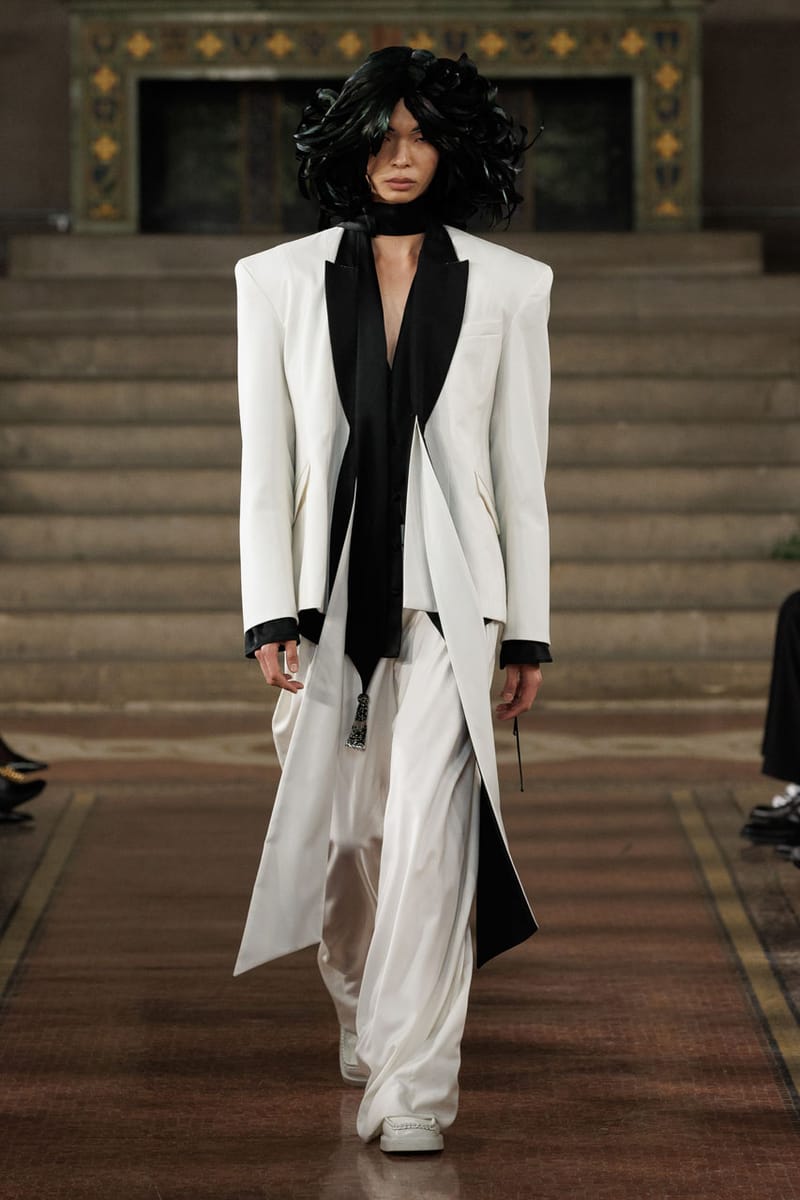 [新品] フラメンコ衣裳・モデルMalagueño・Made in Spain Palomo Spain SS25 Takes Us To Heaven | Hypebeast