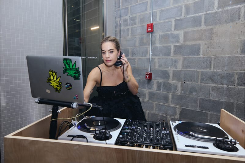 CEICILIE BAHNSEN jellfish トップス Interview With Cecilie Bahnsen