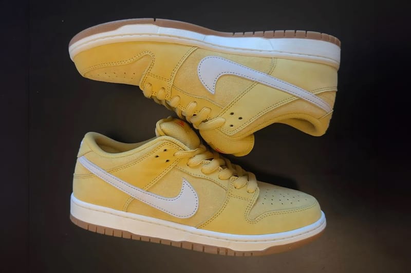 Nike sb dunk gold hotsell