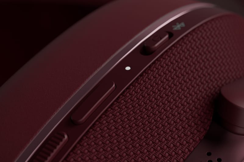 Bowers & Wilkins Px7 S2e “Ruby Red,” Px8 “Dark Forest Bowers & Wilkins Px7 S2e “Ruby Red,” Px8 “Dark Forest