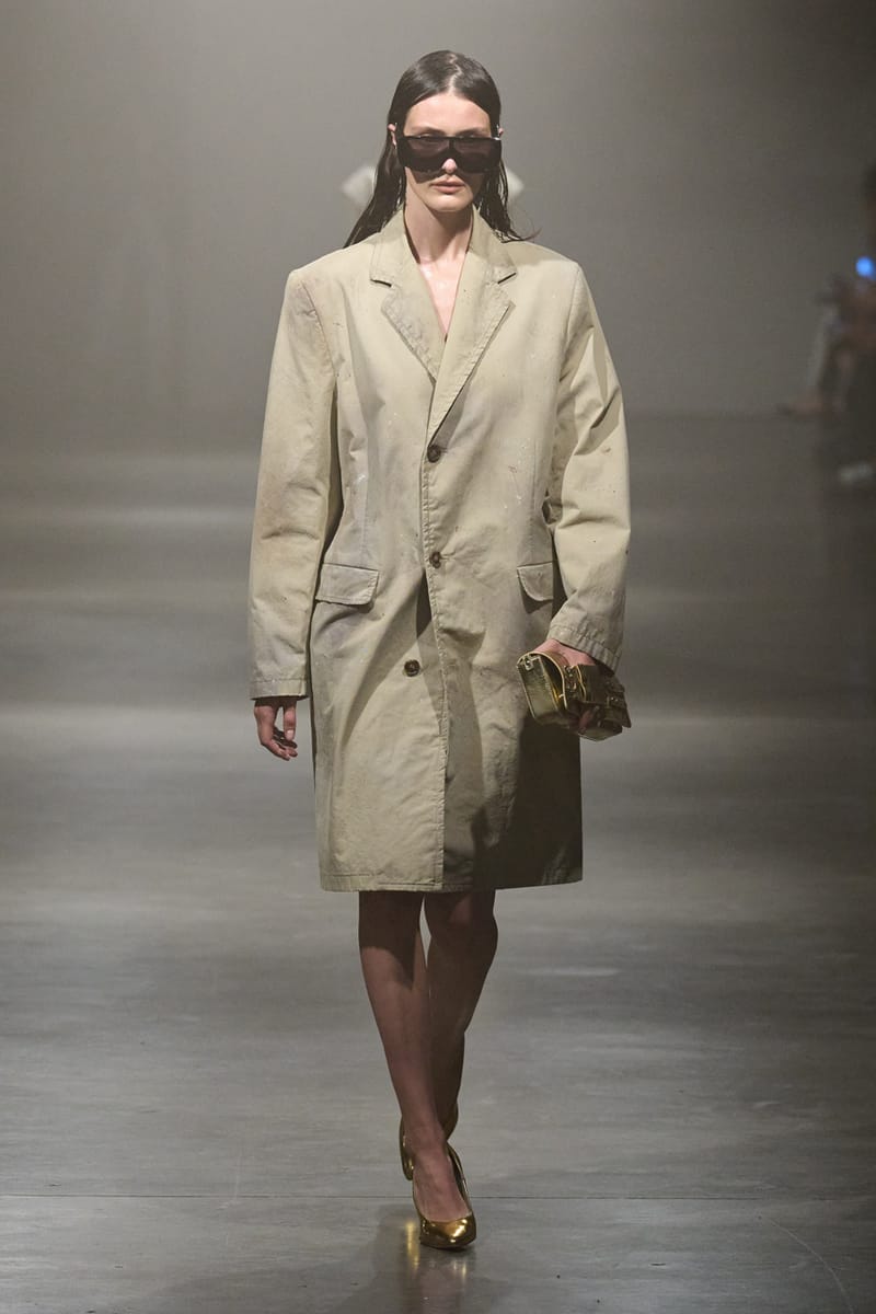 ジャケット Maison Margiela SS25 (S51BN0431 M35301510) MM6 Maison Margiela SS25 Milan Fashion Week Collection