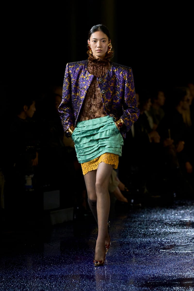 SAINT LAURENT PARIS｜ (770495 Y1526 8066) Saint Laurent | Spring Summer 2025 | Paris Fashion Week