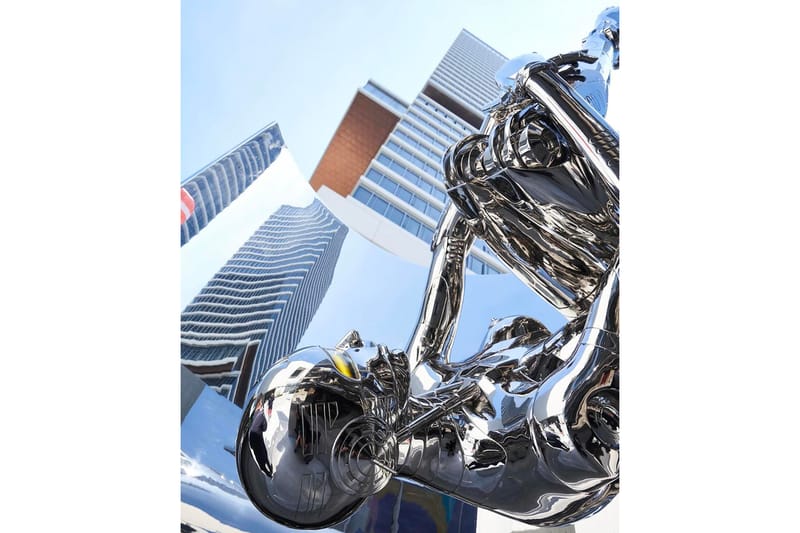 Hajime Sorayama Space Traveler NANZUKA Shanghai Artwork | Hypebeast