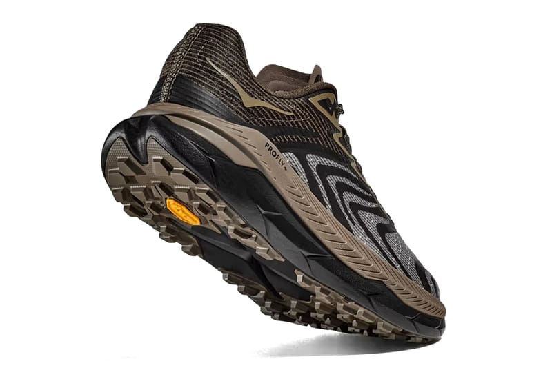 靴 HOKA STEALTH/TECH BONDI 8 CAGED Stealth/Tech Bondi 8 Caged Road Running Shoe | HOKA®