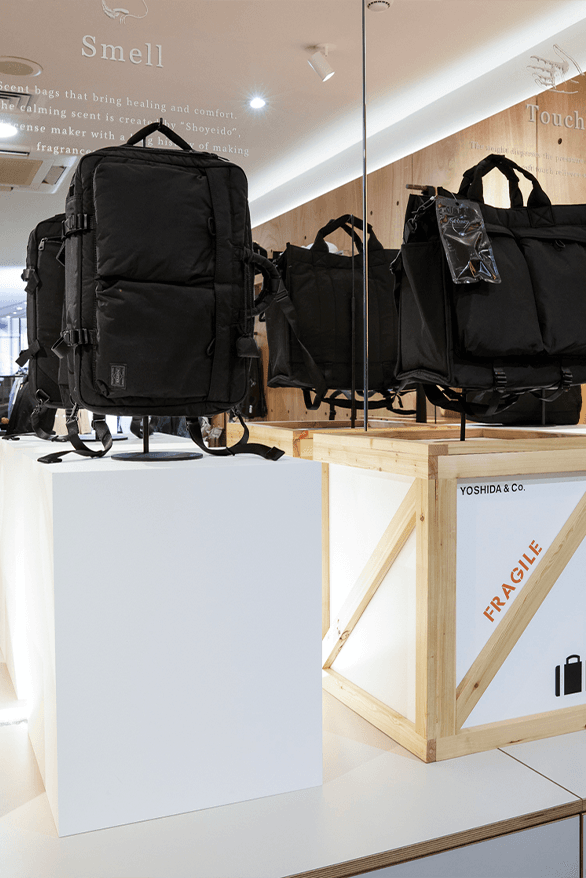 【貴重・新品】PORTER スノードーム YOSHIDA & CO. ポーター SNOWDOME(スノードーム) SNOWDOME | 吉田カバンホームページ