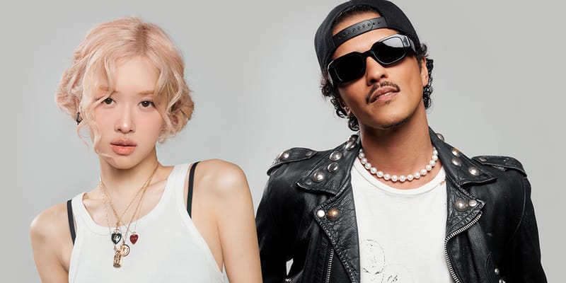 ROSÉ & Bruno Mars - 'APT.' exclusive white & black APT. 7