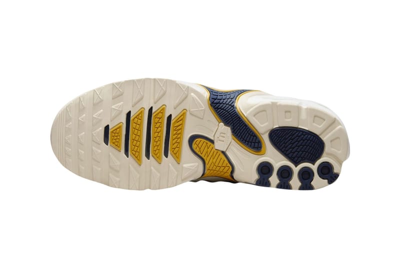 ★Nike x PSG★コラボ★AIR MAX PLUS★追跡可 PSG's New Nike Air Max Plus Is Its Finest Collab Yet