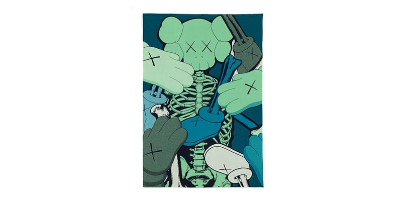 KAWS-mat-tw.jpg?w=1080&cbr=1&q