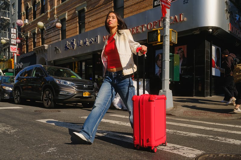 バッグ MR. DOB Bounce Carry-On Travel Set RED CASETiFY Travel – CASETiFY