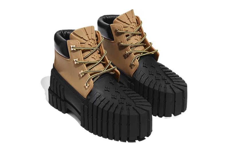 靴 MSCHF 2x4 boot Black 42 MSCHF's new lumberjack boots '2x4' with sizable rubber bottoms