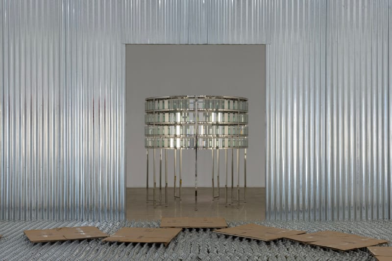 Loro Piana 香り付きキャンドル スペシャルな香りに包まれる、ロロ・ピアーナの新作キャンドル