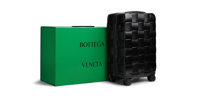 入手困難　BOTTEGA VENETA ケース FOLDED bottega-veneta-odyssey-