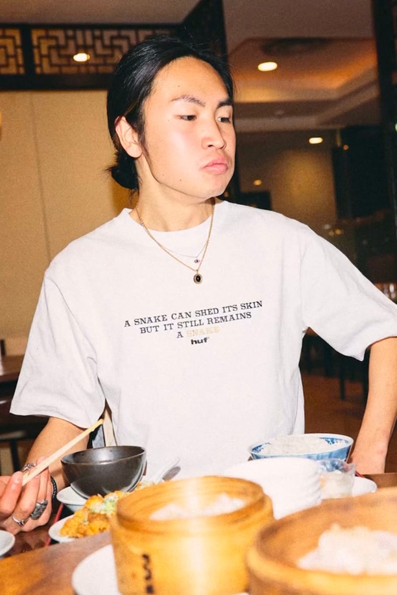 国内配送★HUF★YEAR OF THE SNAKE TEE HUF tシャツ YEAR OF THE SNAKE TEE / ハフ プリント 半袖T