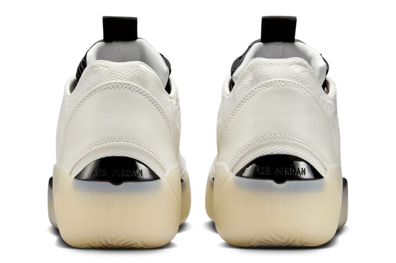 Air Jordan 39 Noir Sail HF0371-001 FQ0213-104 Release