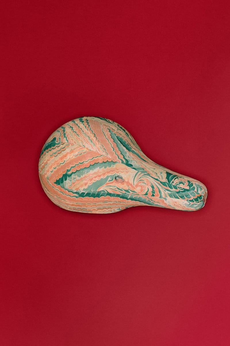 LOEWE 2025年 VIC対象 新春ノベルティ Checker