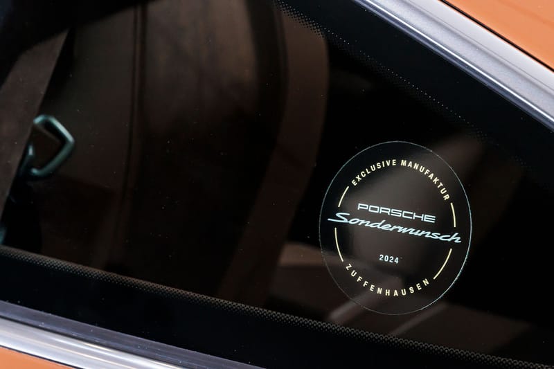 Porsche Capsule Collection by Poggy – LOOPWHEELER