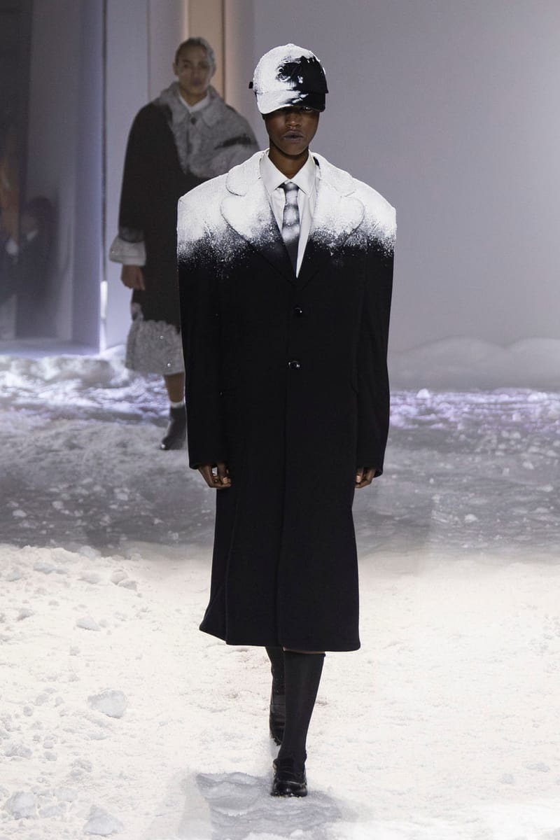 希少　PARADIS #3 2007/08 purple fashion 3.Paradis Chills Out and Balls Hard for FW25 | Hypebeast