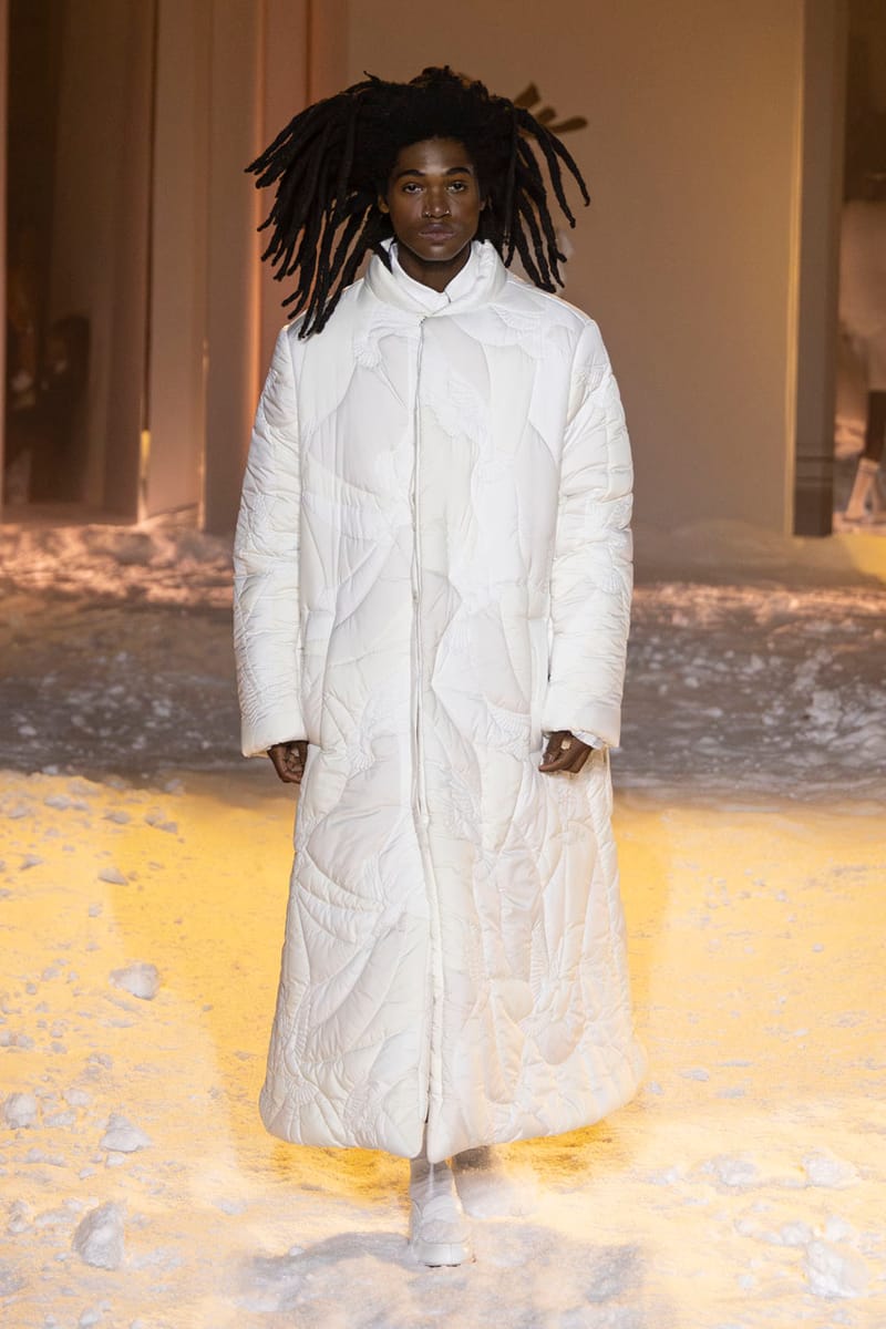 希少　PARADIS #3 2007/08 purple fashion 3.Paradis Chills Out and Balls Hard for FW25 | Hypebeast