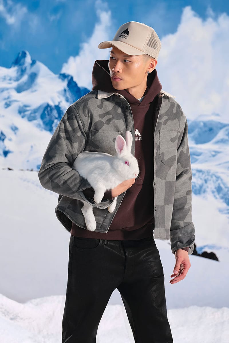 スペシャル特典 Burton x CNCPTS Reflect Drop Hole Rabbit in Years 30 on スノーボード