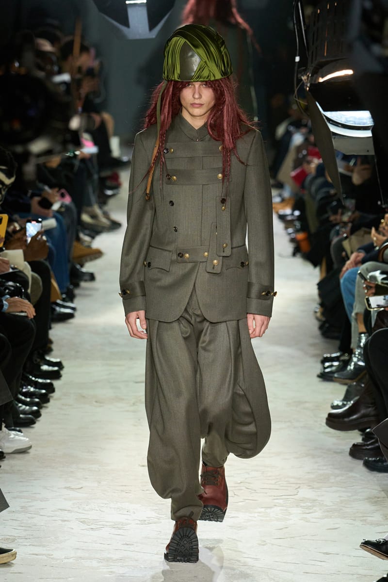 COMME des GARÇONS HOMME PLUS Fall/Winter 2025 Collection COMME des GARÇONS HOMME PLUS Fall/Winter 2025 Collection