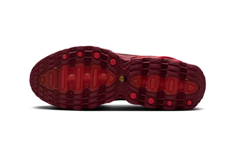 ◆正規品◆NIKE AIR MAX Dn8 UNIVERSITY RED(W)◆関税込◆人気◆ W NIKE AIR MAX DN8 