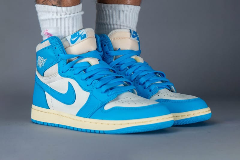 Jordan 1 Retro High OG UNC Toe Men's - DZ5485-400 - US