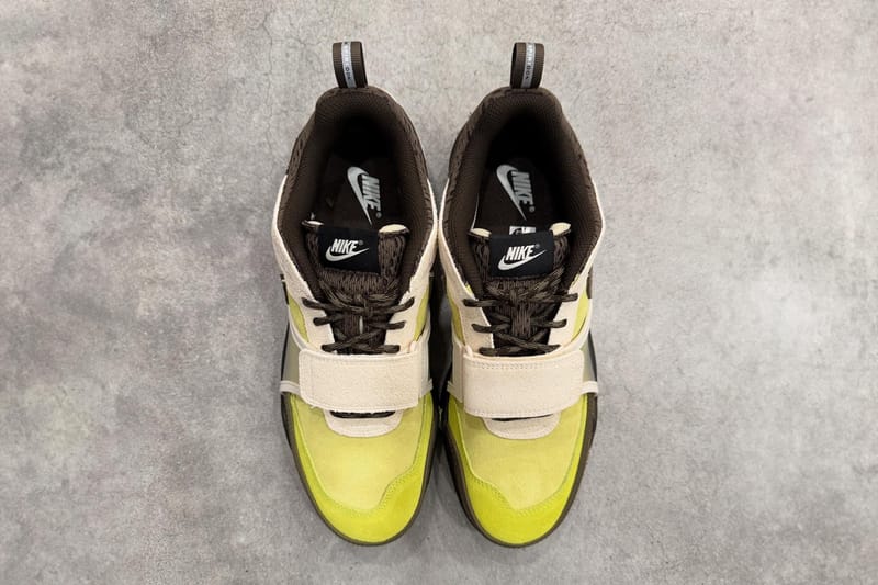 Travis Scott Nike Zoom Field Jaxx Limelight HQ3072-300 | Hypebeast Travis Scott Nike Zoom Field Jaxx Limelight HQ3072-300 | Hypebeast