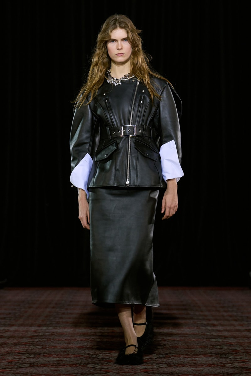 Simone Rocha Fall/Winter 2025 Runway | Hypebeast