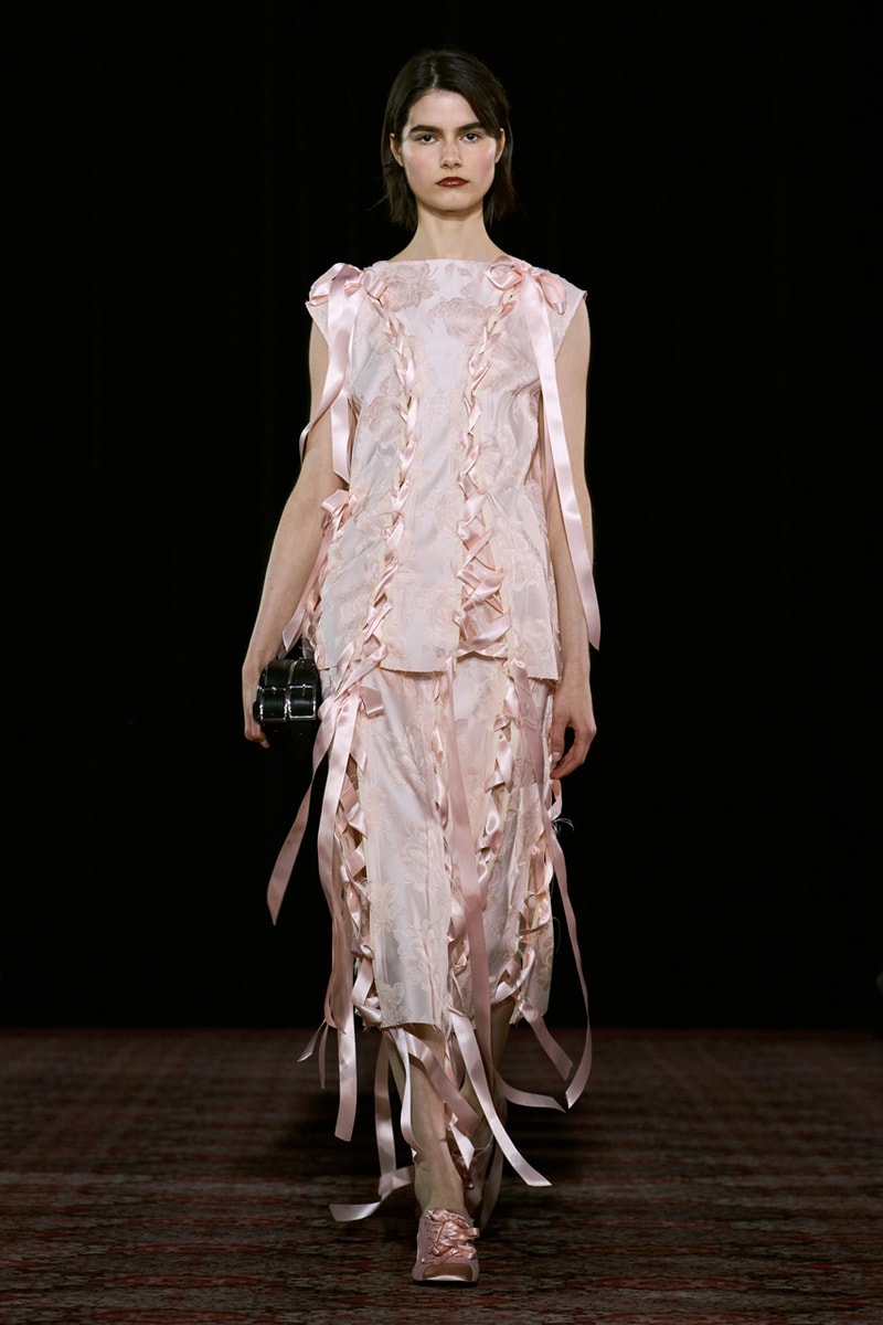 Simone Rocha Fall/Winter 2025 Runway | Hypebeast